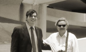Mit Guillerme, Direktor desMuseums in Niteroi /Rio de Janeiro, Dezember 2010